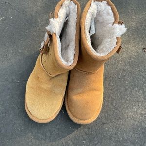 Ugg boot size 1 kid